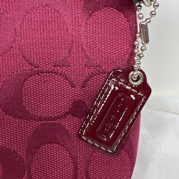 Coach Signature "C" Wristlet, Burgundy - Picture 5 of 7